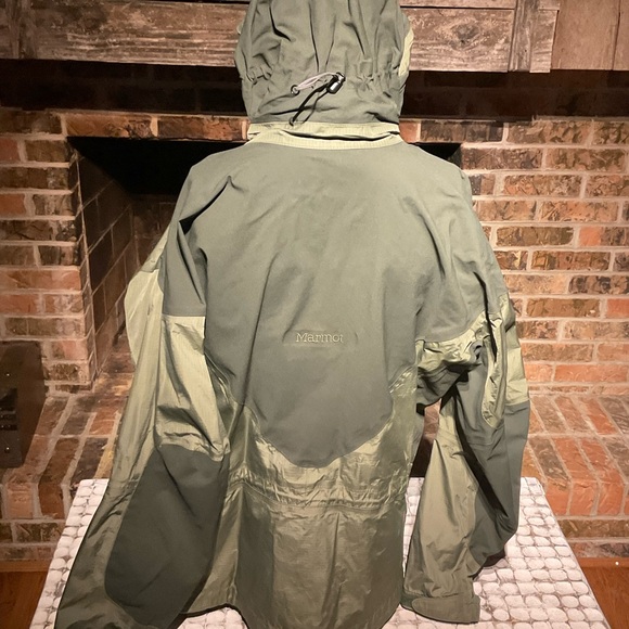 Marmot Green Hooded Jacket men’s size large - Picture 3 of 11